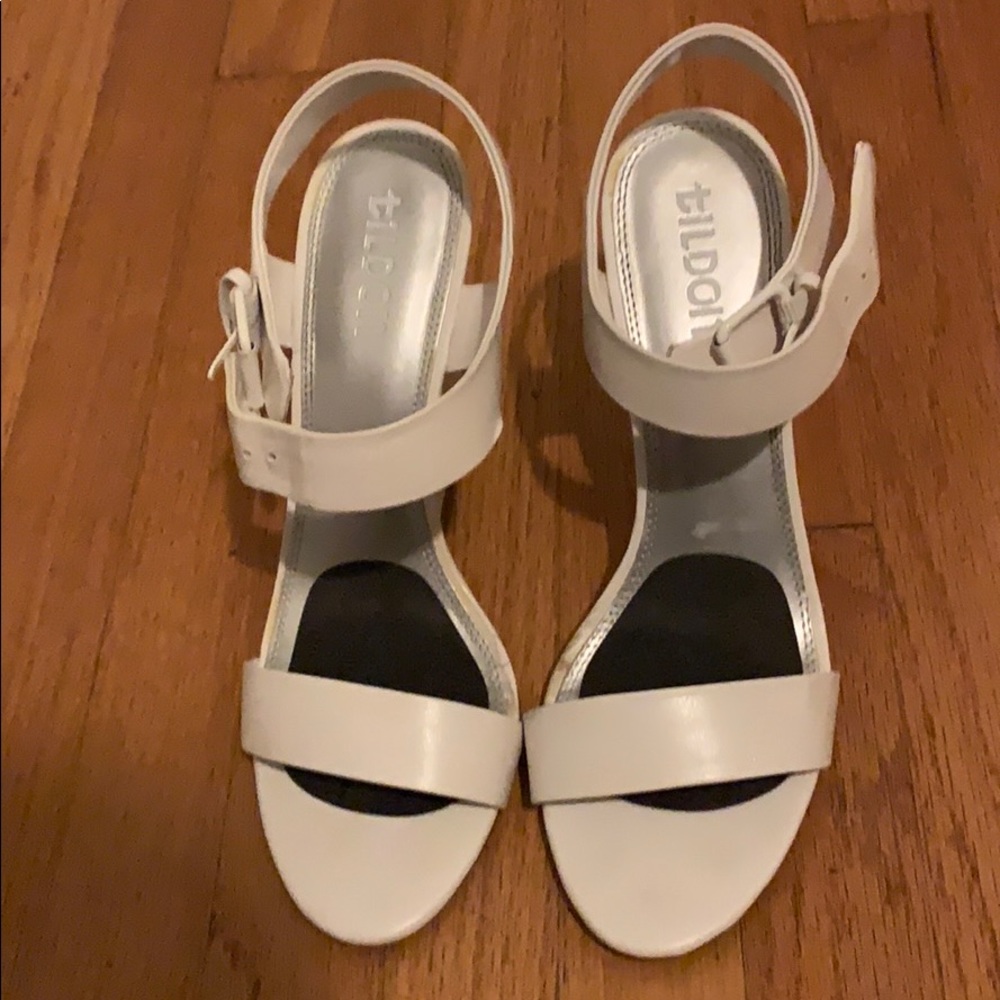Wedge sandals